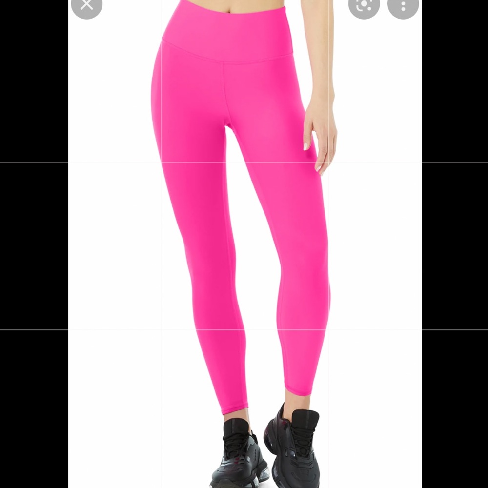 NWOT Hot Pink Alo Leggings size M